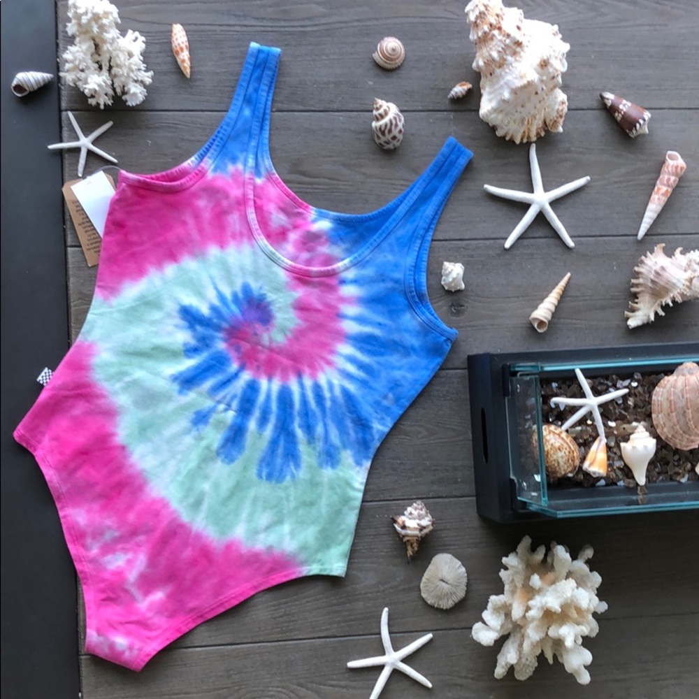🌴🌼VANS- TIE DYE BODY SUIT🌼🌴 - Picture 8 of 9